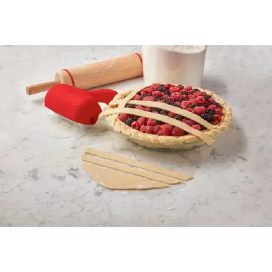 Talisman Designs Interchangeable Pastry Dough Cutter Set, Set of 2, Red image {3}