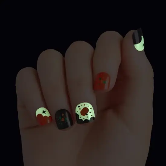 KISS Products imPRESS Fake Nails - Spooky Buddies - 21ct image {1}