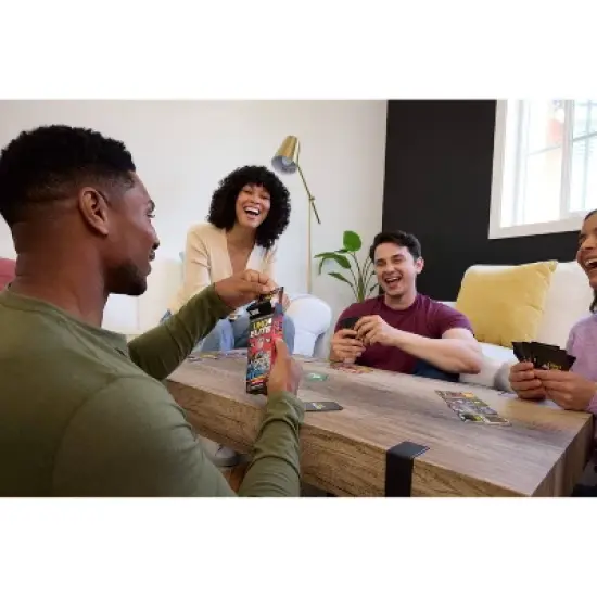 UNO Elite NFL Draft Pack Plus Card Game image {1}