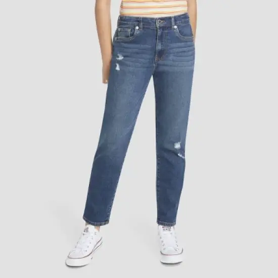 Levi's&reg; Girls' Mid-Rise Mini Mom Jeans - Light Wash image {6}