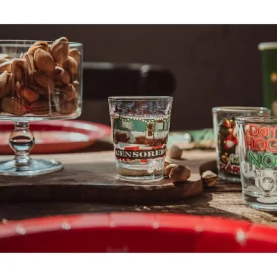 National Lampoons Christmas Vacation 4 Piece Mini Glass Set image {5}