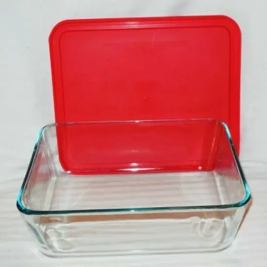 Pyrex Simply Store 11-Cup Rectangular Glass Food Storage Dish image {2}