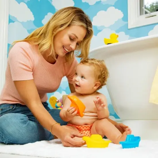 Munchkin Baby First Bath Toy Gift Set image {2}