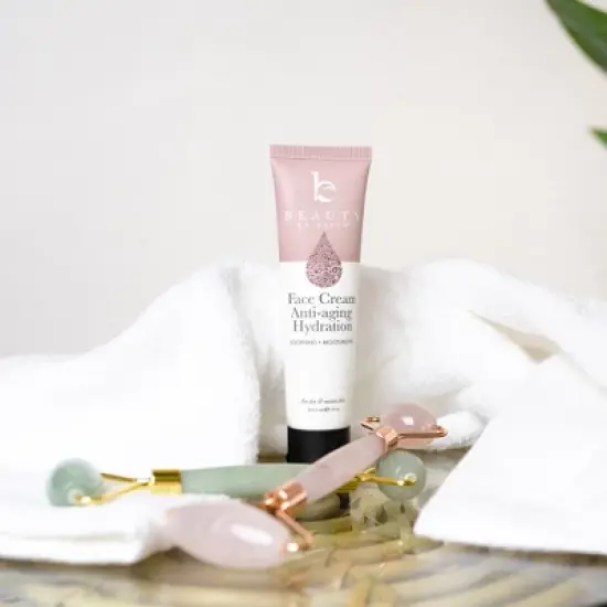 Beauty by Earth Rose Quartz Face Roller Skin Care Tools, Face Massager Roller image {11}