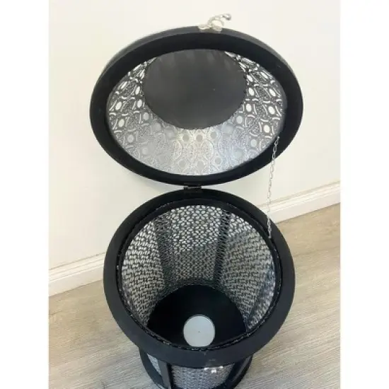 Essential Decor & Beyond 2pcs Set Black and White Wood and Metal Lanterns image {3}