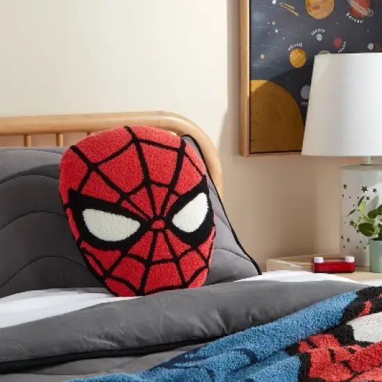 Marvel Spider-Man Mask Kids' Decorative Throw Pillow - The Marvel Collection by Pillowfort&trade; image {1}