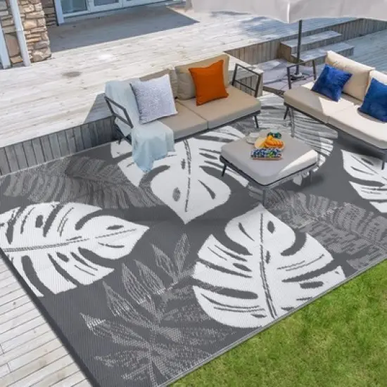 Waterproof Outdoor Rug &ndash; Reversible Plastic Mat for RV, Patio, Deck, Beach, Picnic, Camping, Backyard image {4}