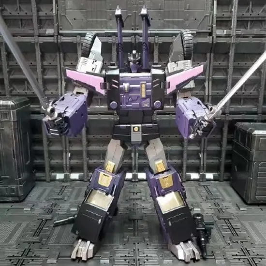 D10B Black Hanzo  | DX9 Toys Attila Combiner Action figures image {1}