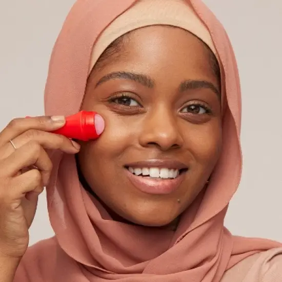 Revlon Beauty Tool Reviving Roller - Red image {3}