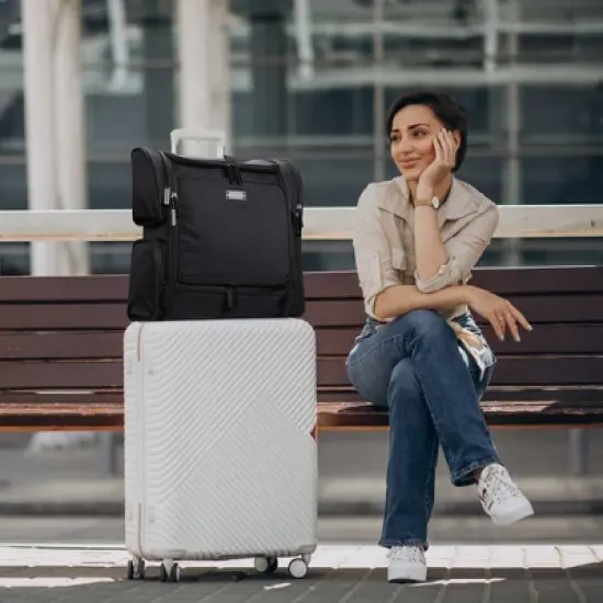 Byootique Soft Sided Makeup Backpack Portable Organizer with Heat Isolation image {2}