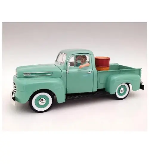 "Hanging Out" George Figurine for 1/18 Scale Models by American Diorama image {1}