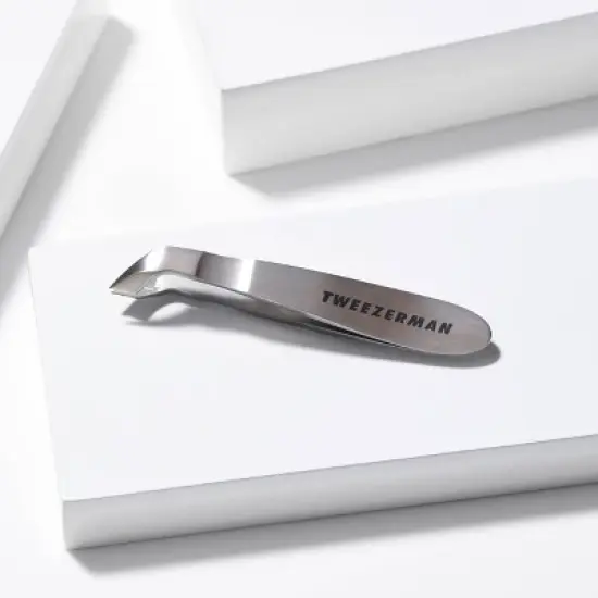 Tweezerman Mini Cuticle Nipper image {4}