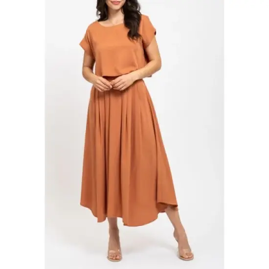 August Sky Women's Batwing Top and Pleated Skirt Set image {6}