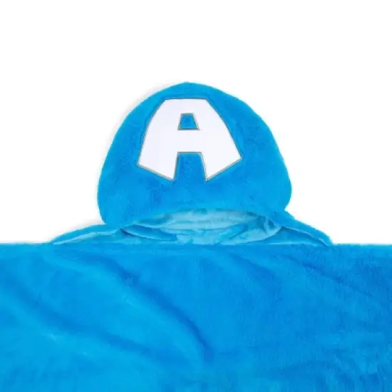 Marvel Captain America Kids' Hooded Blanket Red/Blue image {2}