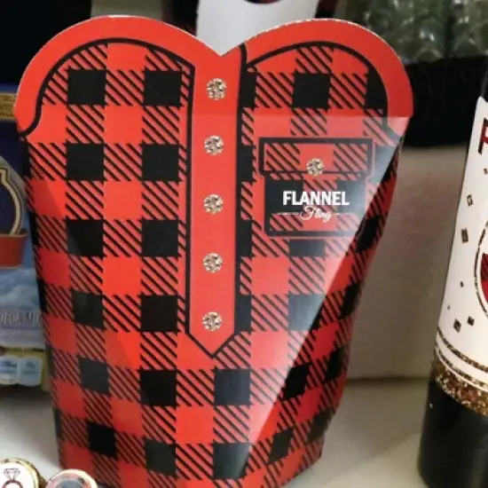 Big Dot of Happiness Flannel Fling Before the Ring - Buffalo Plaid Bachelorette Party Favors - Gift Heart Shaped Favor Boxes for Women - Set of 12 image {4}