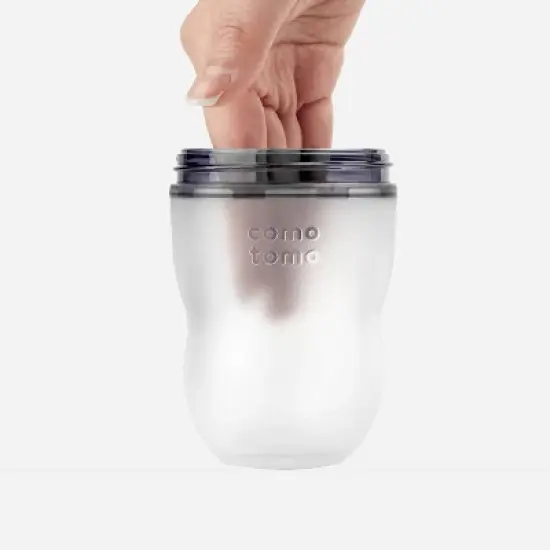 Comotomo Silicone Baby Bottle 5oz image {4}