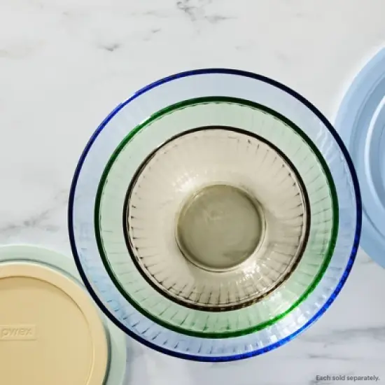 Pyrex&reg; Sculpted Tinted&nbsp;2qt Lidded Mixing Bowl Green image {2}