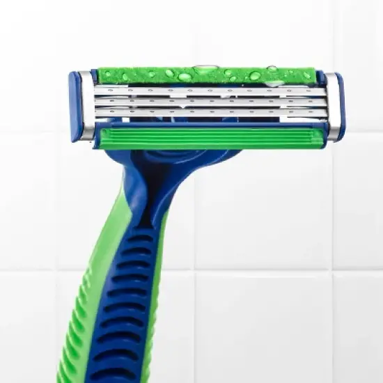 Gillette Sensor3 Sensitive Men's Disposable Razors image {1}