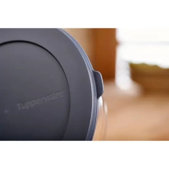 Tupperware 10 Cup Crystal Clear Serve Food Storage Container Clear image {1}