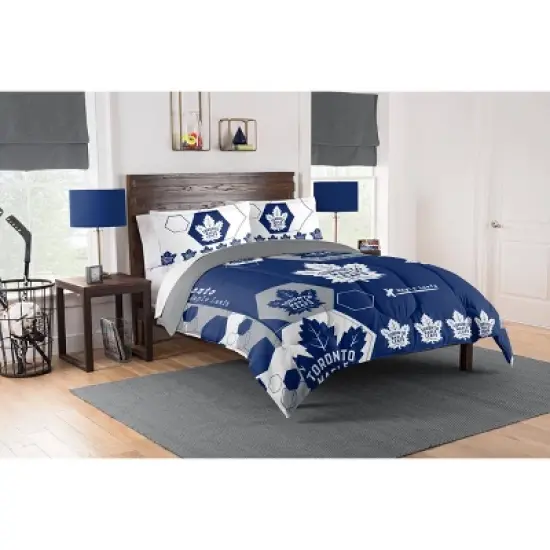NHL Toronto Maple Leafs Hexagon Comforter Set image {3}