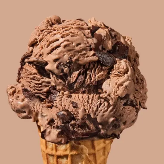 Tillamook Mudslide Ice Cream - 48 fl oz image {1}