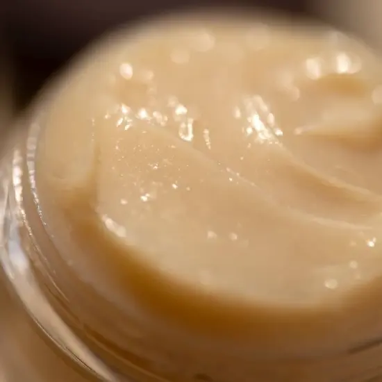 Burt's Bees Natural Overnight Intensive Lip Treatment - Ultra-Conditioning Lip Mask - 0.25oz image {6}