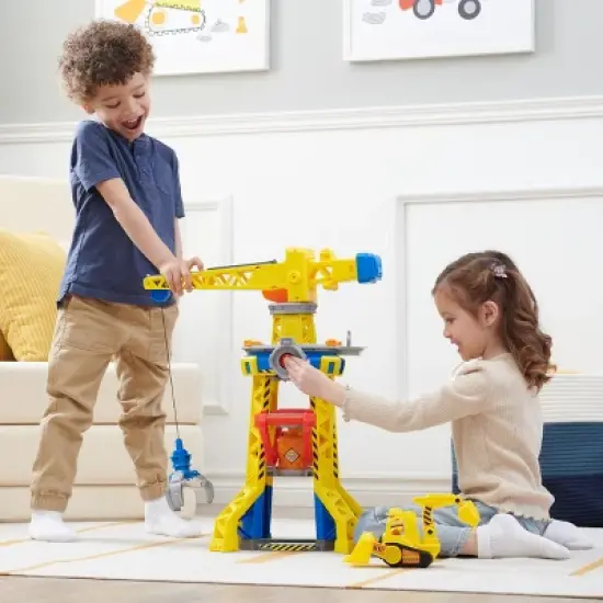 Rubble & Crew Rubble Barkyard Toy Vehicle Playset image {7}