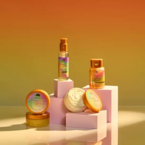 Tree Hut Mini Foaming Gel Body Wash - Tropic Glow - 3.3 fl oz image {5}