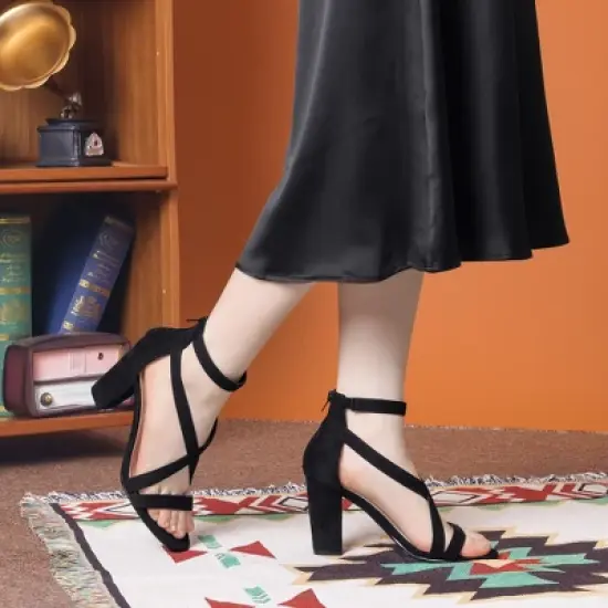 Allegra K Women's Crisscross Ankle Strap Chunky Heel Sandals image {1}