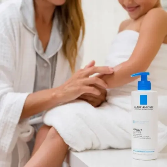 La Roche Posay Lipikar Daily Repair Moisturizing Body Lotion Unscented - 13.52 fl oz image {5}