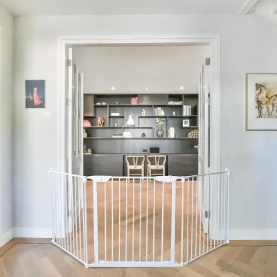 Cardinal Gates EX100 XpandaGate Expandable Baby & Pet Gate - White image {4}