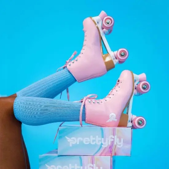 Prettyfly Womens' Retro Quad Skates Vegan Leather image {7}