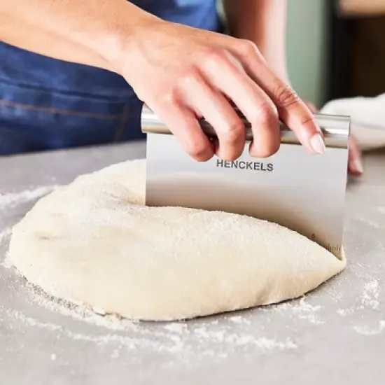 Henckels BBQ 2-pc Pizza Prep and Cut Set image {2}