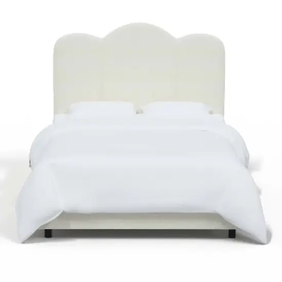 Lizzie Bed - Skyline Furniture image {1}