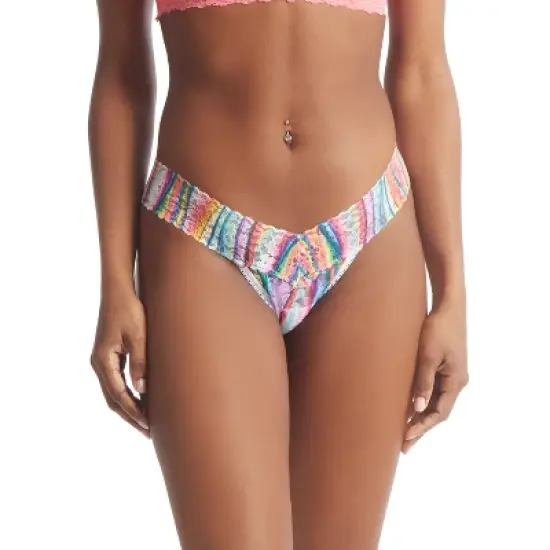 Hanky Panky Women's Daily Lace Low Rise Thong - One Size image {6}