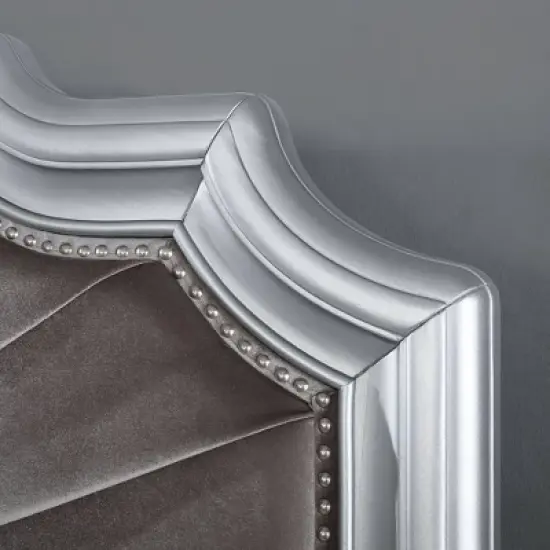 3pc Queen Bentlee Bedroom Set with 2 Nightstands Silver/Warm Gray - HOMES: Inside + Out image {10}