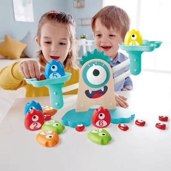 HAPE Monster Math Scale - Learning Measurements and Weight Comparisons image {4}