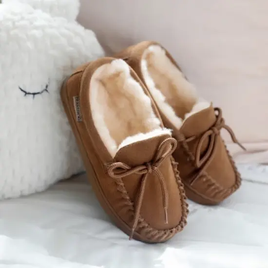 Bearpaw Kids' Moc Slippers image {4}