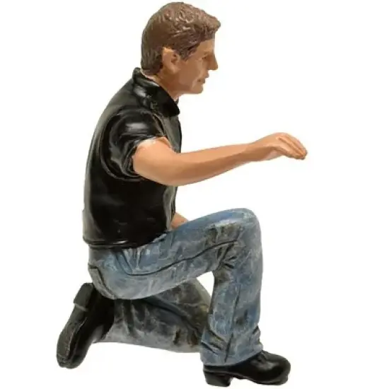 Biker Motorman Figure For 1:24 Scale Models by American Diorama image {2}