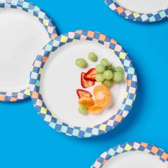 Disposable Plate 10" - Checkered - 24ct - up&up&trade; image {1}