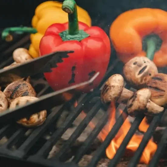 Red Bell Pepper - each image {8}