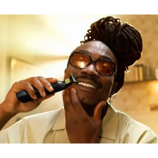 Philips Norelco OneBlade 360 Pro Face & Body Trimmer image {11}