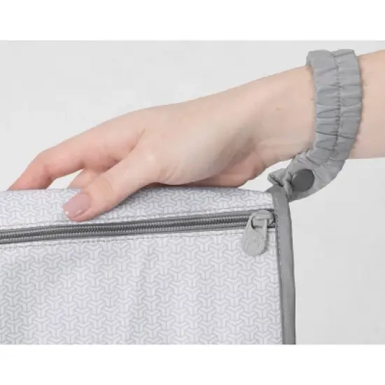 Lulyboo Portable Diaper Changing Pouch - Bubbles image {6}