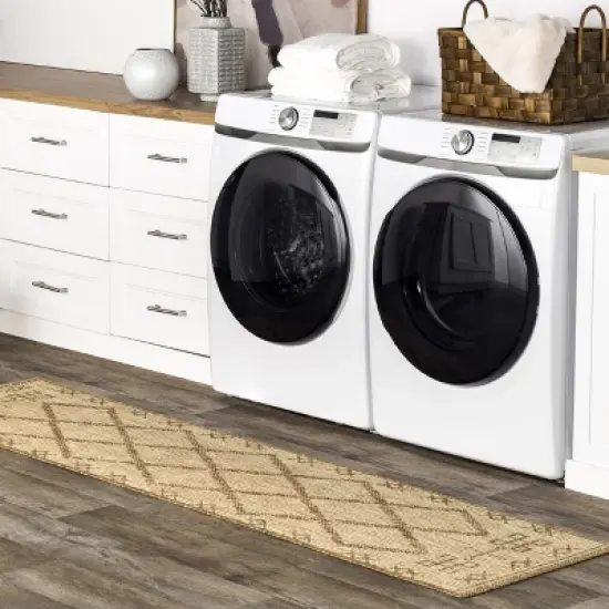 nuLOOM Candice Moroccan Geometric Trellis Indoor and Outdoor Patio Area Rug image {1}