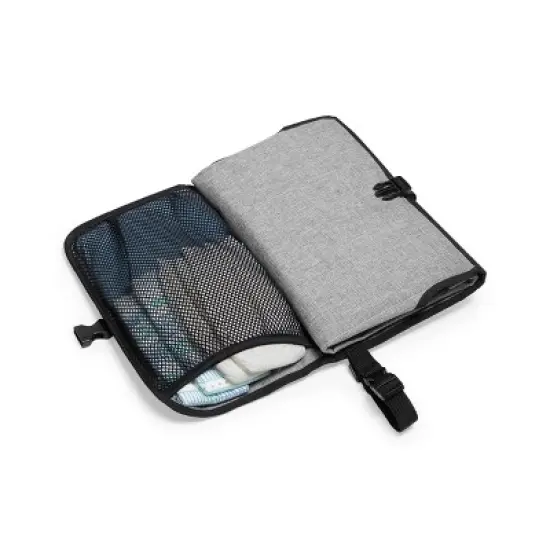 Skip Hop Pronto Baby Changing Station & Diaper Clutch image {8}