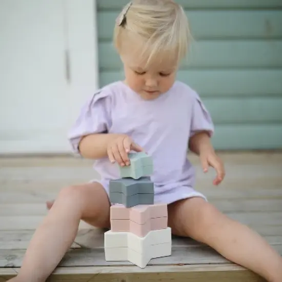 Mushie Nesting and Stacking Stars image {2}