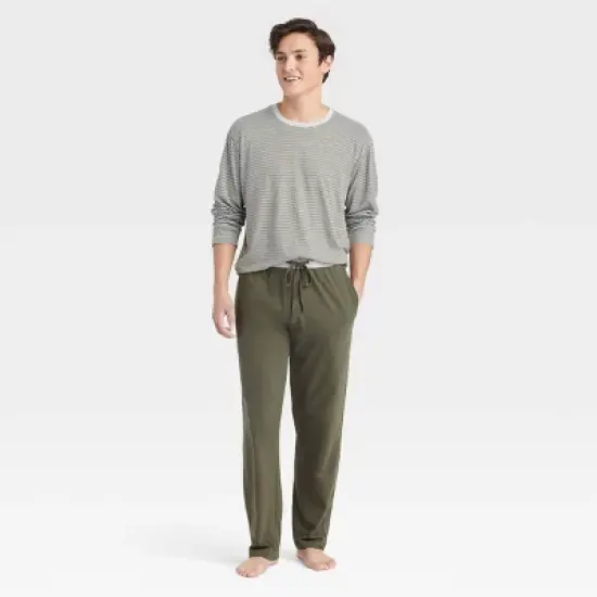 Hanes Premium Men's Striped Long Sleeve Pajama Set image {7}