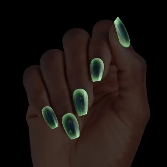 KISS Products imPRESS Fake Nails - Superstitious - 33ct image {1}