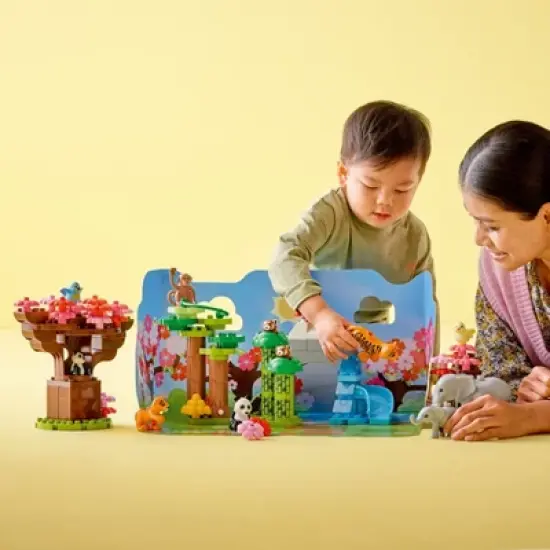 LEGO DUPLO Wild Animals of Asia Animal Toys with Sound 10974 image {2}