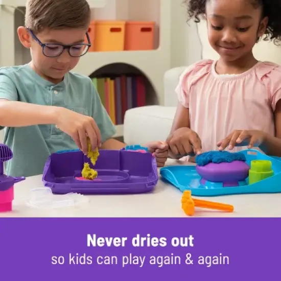 Kinetic Sand Squish Motion Set image {8}